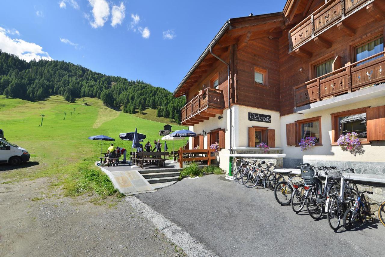 Hotel San Giovanni Livigno Exterior foto